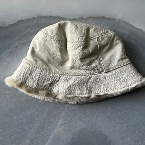 Vintage 90’s White Bucket Fuzzy Hat